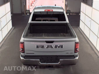 2026 Ram 2500 Big Horn Crew Cab Medium Bed - miniatura 5