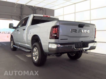 2026 Ram 2500 Big Horn Crew Cab Medium Bed - miniatura 6