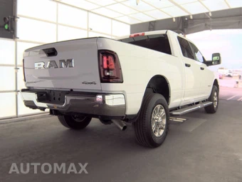 2026 Ram 2500 Big Horn Crew Cab Medium Bed - miniatura 4