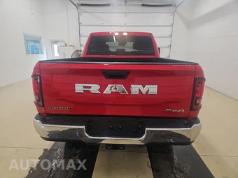 2026 Ram 2500 Big Horn Crew Cab Medium Bed - miniatura 5