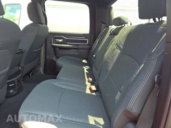 2026 Ram 2500 Big Horn Crew Cab Medium Bed - miniatura 13