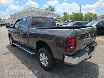 2026 Ram 2500 Big Horn Crew Cab Medium Bed - miniatura 2