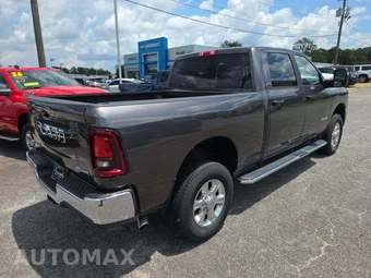 2026 Ram 2500 Big Horn Crew Cab Medium Bed - miniatura 3
