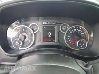 2026 Ram 2500 Big Horn Crew Cab Medium Bed - miniatura 9