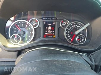 2026 Ram 2500 Big Horn Crew Cab Medium Bed - miniatura 12