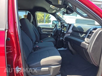 2026 Ram 2500 Big Horn Crew Cab Medium Bed - miniatura 8