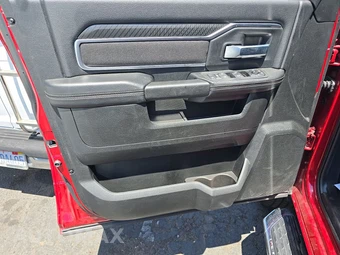 2026 Ram 2500 Big Horn Crew Cab Medium Bed - miniatura 9
