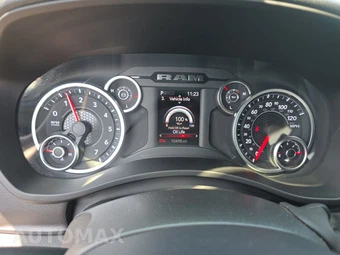 2026 Ram 2500 Big Horn Crew Cab Medium Bed - miniatura 12