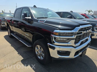 2026 Ram 2500 Big Horn Crew Cab Medium Bed - miniatura 3