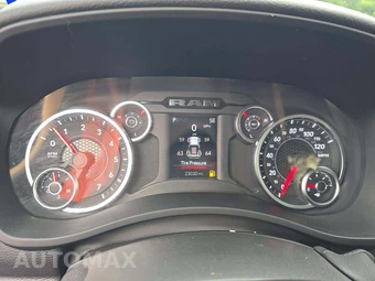 2026 Ram 2500 Big Horn Crew Cab Medium Bed - miniatura 9