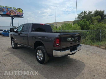 2026 Ram 2500 Big Horn Crew Cab Medium Bed - miniatura 2