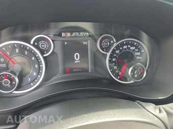 2026 Ram 2500 Big Horn Crew Cab Medium Bed - miniatura 9