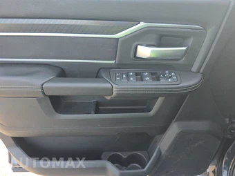 2026 Ram 2500 Big Horn Crew Cab Medium Bed - miniatura 9
