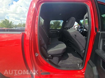 2026 Ram 2500 Big Horn Crew Cab Medium Bed - miniatura 16