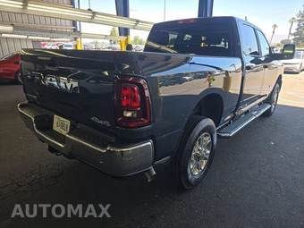 2026 Ram 2500 Big Horn Crew Cab Medium Bed - miniatura 4