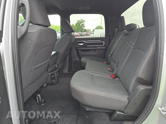 2026 Ram 2500 Big Horn Crew Cab Medium Bed - miniatura 13