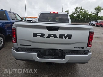 2026 Ram 2500 Big Horn Crew Cab Medium Bed - miniatura 5