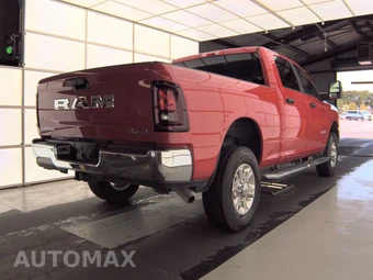 2026 Ram 2500 Big Horn Crew Cab Medium Bed - miniatura 4