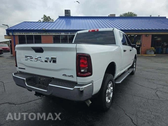 2026 Ram 2500 Big Horn Crew Cab Medium Bed - miniatura 3