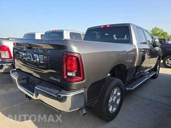2026 Ram 2500 Big Horn Crew Cab Medium Bed - miniatura 4