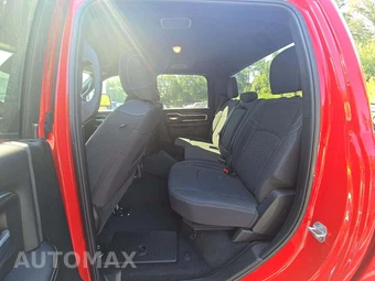 2026 Ram 2500 Big Horn Crew Cab Medium Bed - miniatura 10