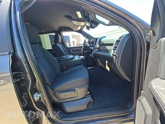 2026 Ram 2500 Big Horn Crew Cab Medium Bed – miniatura 15