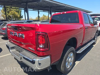 2026 Ram 2500 Big Horn Crew Cab Medium Bed - miniatura 4