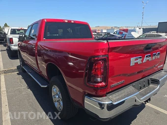 2026 Ram 2500 Big Horn Crew Cab Medium Bed - miniatura 6