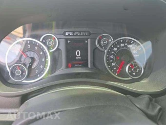 2026 Ram 2500 Big Horn Crew Cab Medium Bed - miniatura 10