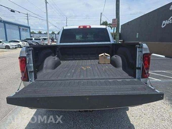 2026 Ram 2500 Big Horn Crew Cab Medium Bed - miniatura 15
