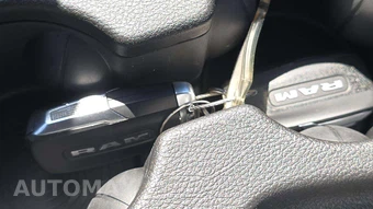 2026 Ram 2500 Big Horn Crew Cab Medium Bed - miniatura 20