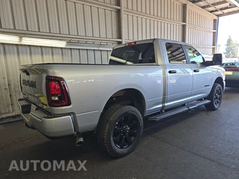 2026 Ram 2500 Big Horn Crew Cab Medium Bed - miniatura 4