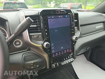 2026 Ram 2500 Big Horn Crew Cab Medium Bed – miniatura 10