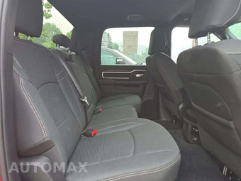 2026 Ram 2500 Big Horn Crew Cab Medium Bed – miniatura 16