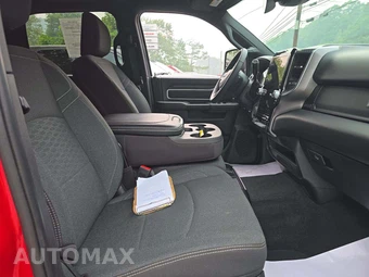 2026 Ram 2500 Big Horn Crew Cab Medium Bed – miniatura 18