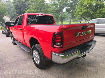 2026 Ram 2500 Big Horn Crew Cab Medium Bed – miniatura 2