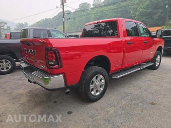 2026 Ram 2500 Big Horn Crew Cab Medium Bed – miniatura 3