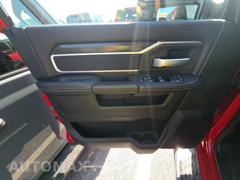 2026 Ram 2500 Big Horn Crew Cab Medium Bed - miniatura 9