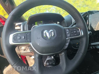 2026 Ram 2500 Big Horn Crew Cab Medium Bed - miniatura 10