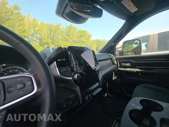 2026 Ram 2500 Big Horn Crew Cab Medium Bed - miniatura 11