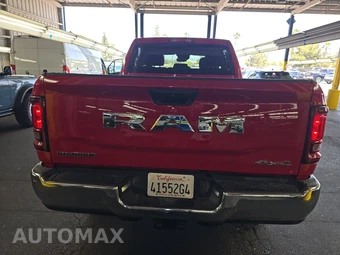 2026 Ram 2500 Big Horn Crew Cab Medium Bed - miniatura 5