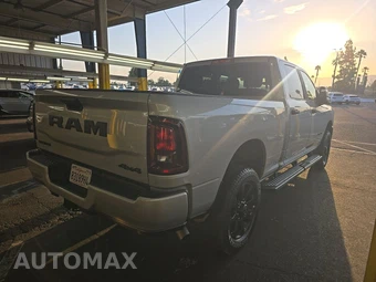 2026 Ram 2500 Big Horn Crew Cab Medium Bed - miniatura 4