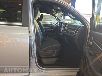 2026 Ram 2500 Big Horn Crew Cab Medium Bed - miniatura 8