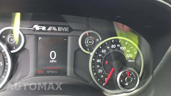 2026 Ram 2500 Big Horn Crew Cab Medium Bed - miniatura 17