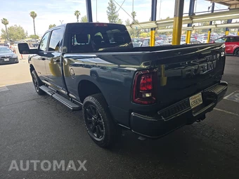 2026 Ram 2500 Big Horn Crew Cab Medium Bed - miniatura 6