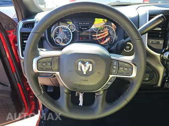 2026 Ram 2500 Big Horn Crew Cab Medium Bed - miniatura 10