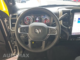2026 Ram 2500 Big Horn Crew Cab Medium Bed - miniatura 10