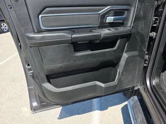 2026 Ram 2500 Big Horn Crew Cab Medium Bed - miniatura 9