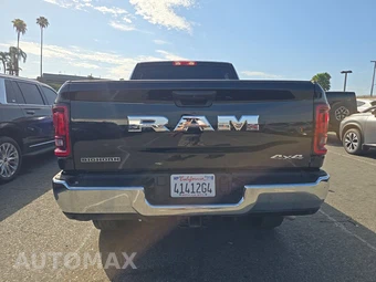2026 Ram 2500 Big Horn Crew Cab Medium Bed - miniatura 5