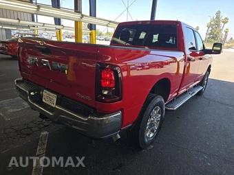 2026 Ram 2500 Big Horn Crew Cab Medium Bed - miniatura 4